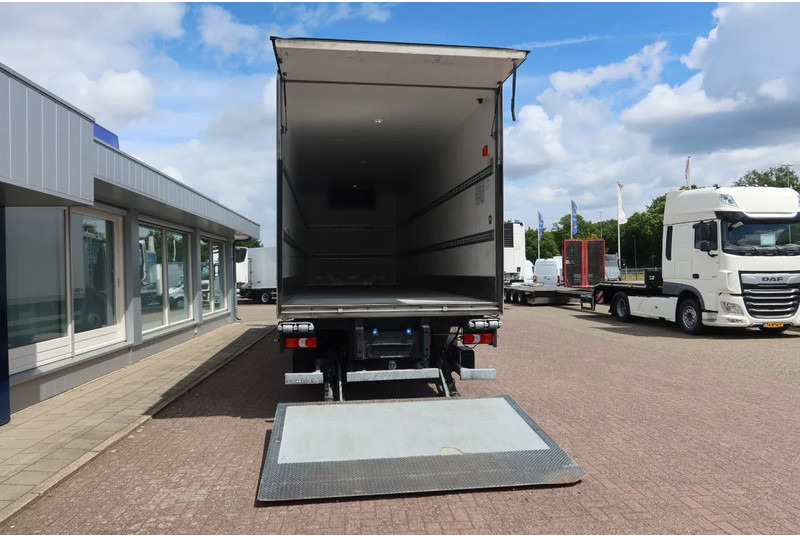 Mercedes-Benz Actros 2530 L Koel/Vries + Laadklep DHollandia 2500kg 5 STUK IN VOORRAAD! - Camión frigorífico: foto 4 Mercedes-Benz Actros 2530 L Koel/Vries + Laadklep DHollandia 2500kg 5 STUK IN VOORRAAD! - Camión frigorífico: foto 4