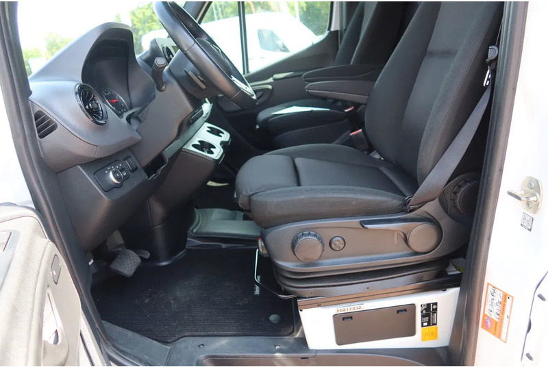 Mercedes-Benz Sprinter 317 Koel/Vries L2/H2 220 Volt stekker - Furgoneta frigorifica: foto 5 Mercedes-Benz Sprinter 317 Koel/Vries L2/H2 220 Volt stekker - Furgoneta frigorifica: foto 5