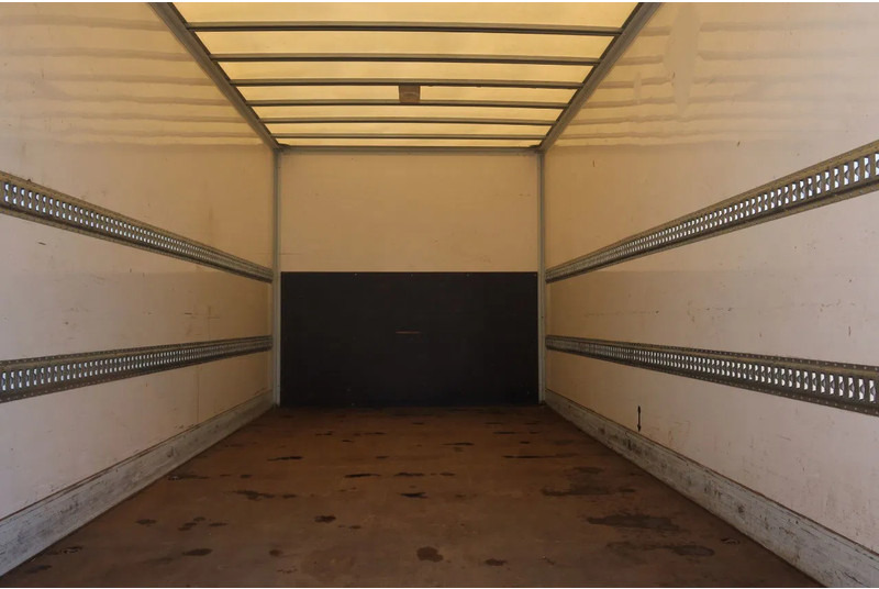 Camión caja cerrada Mitsubishi Canter Fuso Bak + klep: foto 9
