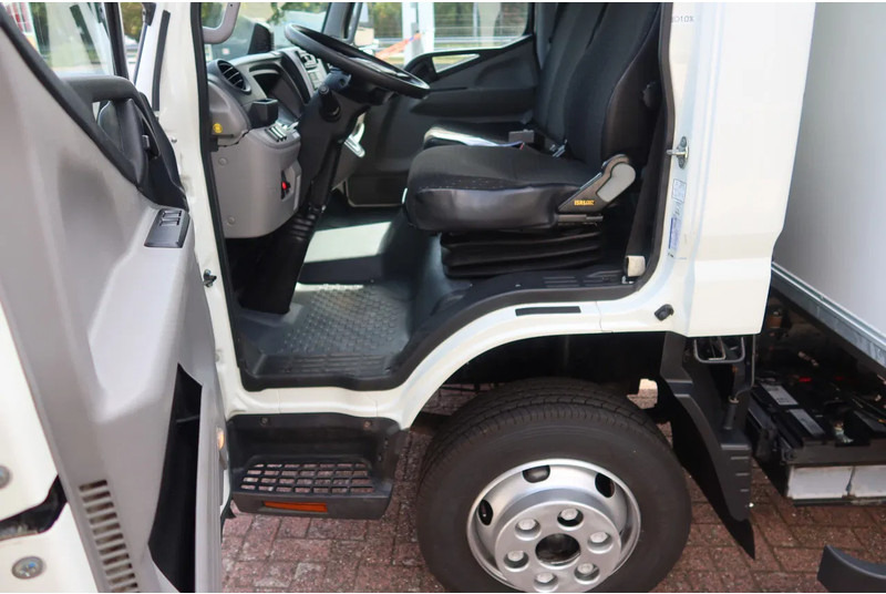 Mitsubishi Canter Mitsubishi Canter 7 C 18 + Klep 1000kg Euro 6 - Camión caja cerrada: foto 5 Mitsubishi Canter Mitsubishi Canter 7 C 18 + Klep 1000kg Euro 6 - Camión caja cerrada: foto 5