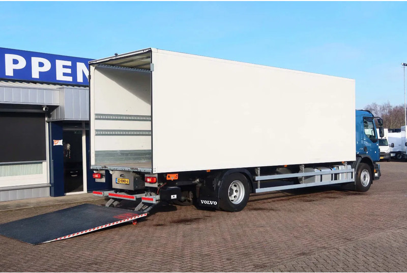 Volvo FE 250 Bakwagen + Dhollandia klep 2500 KG. 49.000 KM!! - Camión caja cerrada: foto 3 Volvo FE 250 Bakwagen + Dhollandia klep 2500 KG. 49.000 KM!! - Camión caja cerrada: foto 3