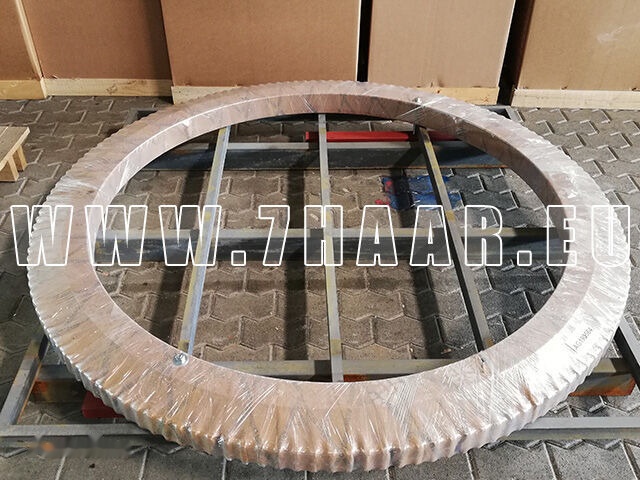 Krupp Grove 3056048 for Krupp KMK4070, GMK4075, GMK4080-1 mobile crane - Corona de giro para Autogrúa: foto 1 Krupp Grove 3056048 for Krupp KMK4070, GMK4075, GMK4080-1 mobile crane - Corona de giro para Autogrúa: foto 1