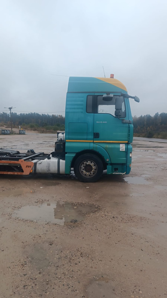 Camión portavehículos MAN TGA 18440: foto 7 Camión portavehículos MAN TGA 18440: foto 7