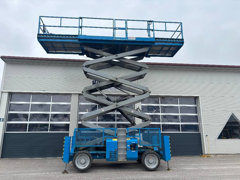 Plataforma de tijeras Genie GS 4390 RT 15,11m Diesel Scherenarbeitsbühne: foto 12 Plataforma de tijeras Genie GS 4390 RT 15,11m Diesel Scherenarbeitsbühne: foto 12