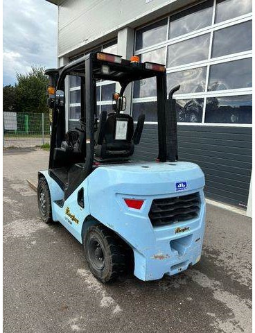Hyster Yale UT35P Dieselstapler 2500kg, 4800mm, BJ 2019 - Carretilla elevadora diésel: foto 4 Hyster Yale UT35P Dieselstapler 2500kg, 4800mm, BJ 2019 - Carretilla elevadora diésel: foto 4