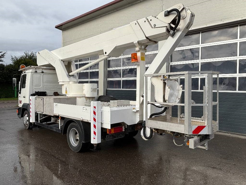 Palfinger TKA 30 KS LKW Arbeitsbühne 30m auf MAN - Camión con plataforma elevadora: foto 2 Palfinger TKA 30 KS LKW Arbeitsbühne 30m auf MAN - Camión con plataforma elevadora: foto 2