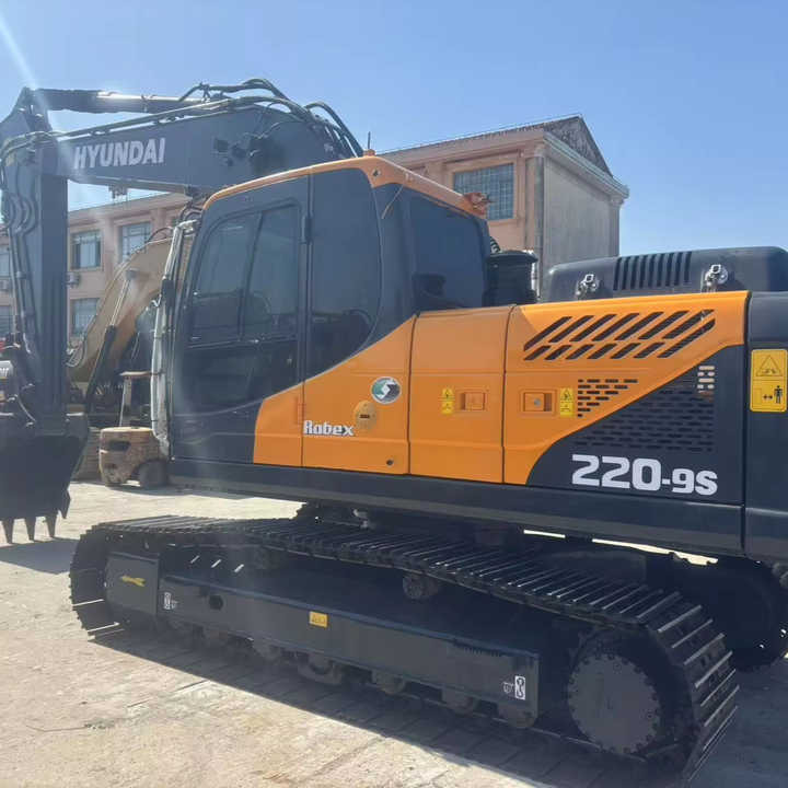 2024 New Hyundai HX220L Crawler Excavator South Korea Made ,22ton Tracked Shovel HX220 Hyundai HX220 Crawler Excavator - Excavadora: foto 1 2024 New Hyundai HX220L Crawler Excavator South Korea Made ,22ton Tracked Shovel HX220 Hyundai HX220 Crawler Excavator - Excavadora: foto 1