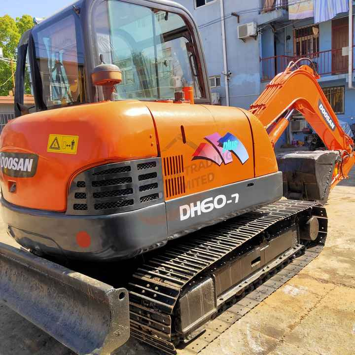 Awesome Performance Korea Imported Small Scale Used Doosan Dh60 Dh55 Dh150 Dx60 Dx225 Excavator in China - Excavadora de cadenas: foto 4 Awesome Performance Korea Imported Small Scale Used Doosan Dh60 Dh55 Dh150 Dx60 Dx225 Excavator in China - Excavadora de cadenas: foto 4