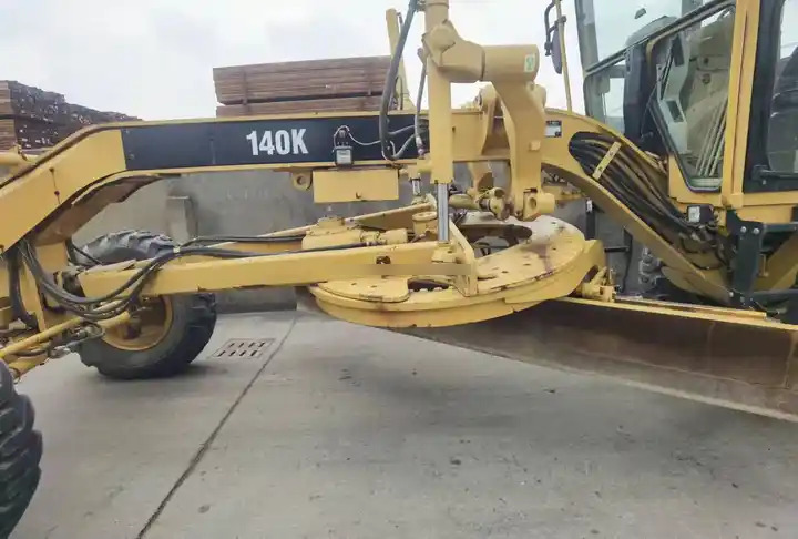 Cat 140k Used Grader 100% Original In Good Condition Caterpillar 140k 140h 140g Road Construction Machine in low price on sale - Grader: foto 4 Cat 140k Used Grader 100% Original In Good Condition Caterpillar 140k 140h 140g Road Construction Machine in low price on sale - Grader: foto 4