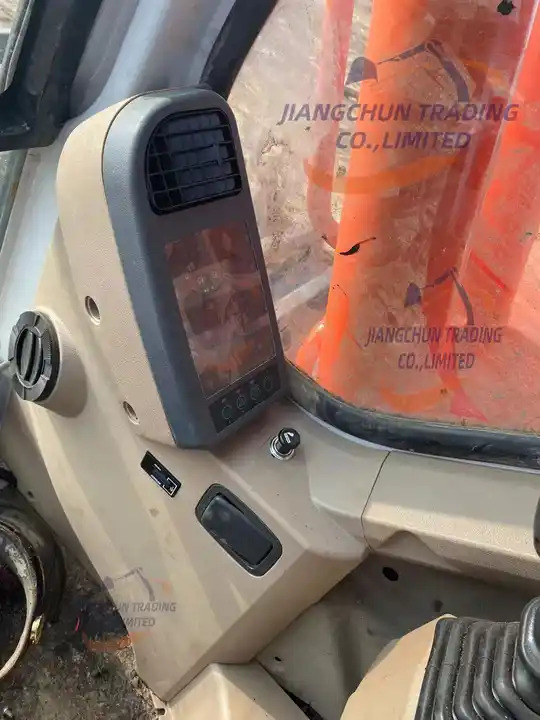 Doosan DH220 20 Tons Amphibious excavators Used DH220LC-7 Amphibious Excavator - Excavadora: foto 3 Doosan DH220 20 Tons Amphibious excavators Used DH220LC-7 Amphibious Excavator - Excavadora: foto 3