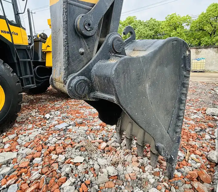 High Quality Used Excavator Cat 320bl In Good Condition On Sale in Shanghai - Excavadora de cadenas: foto 5 High Quality Used Excavator Cat 320bl In Good Condition On Sale in Shanghai - Excavadora de cadenas: foto 5