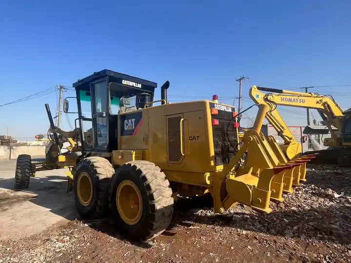 High quality CAT 140k Used motor grader original cat motor grader 140k in cheap price on sale - Grader: foto 3 High quality CAT 140k Used motor grader original cat motor grader 140k in cheap price on sale - Grader: foto 3