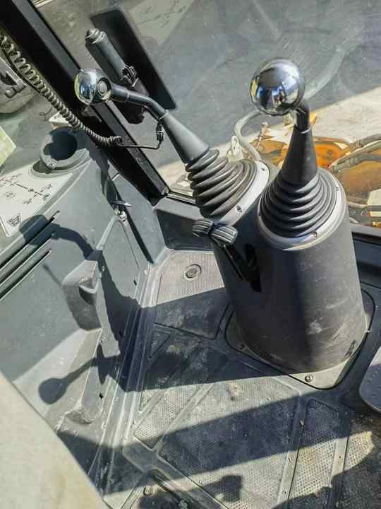 Hot sale Backhoe loader JCB 3CX 4*4 tlb loader UKmade, used cheap JCB 3CX retro loader and digger - Retroexcavadora: foto 4 Hot sale Backhoe loader JCB 3CX 4*4 tlb loader UKmade, used cheap JCB 3CX retro loader and digger - Retroexcavadora: foto 4