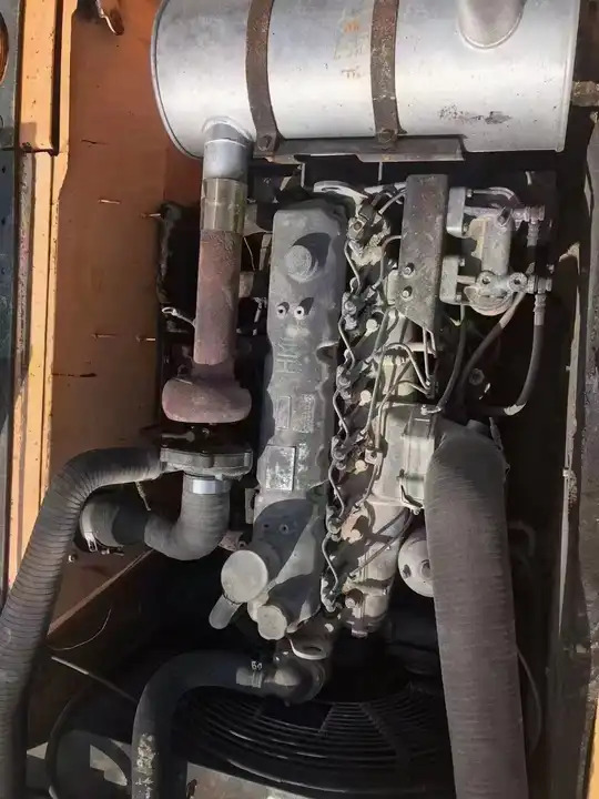 Korean Second Hand Hyundai 215lc-9 Excavator With Cheap Price Hyundai 215lc-9s 215-9c 220lc-9s 220-9s 225lc-9 Excavator - Excavadora de cadenas: foto 5 Korean Second Hand Hyundai 215lc-9 Excavator With Cheap Price Hyundai 215lc-9s 215-9c 220lc-9s 220-9s 225lc-9 Excavator - Excavadora de cadenas: foto 5