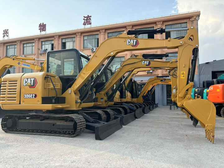 Original Caterpillar Second-hand CAT306E2/305.5E/307E/308E Used Mini Excavadora 6 Ton Used Cat Excavator Cheap Price - Excavadora: foto 3 Original Caterpillar Second-hand CAT306E2/305.5E/307E/308E Used Mini Excavadora 6 Ton Used Cat Excavator Cheap Price - Excavadora: foto 3