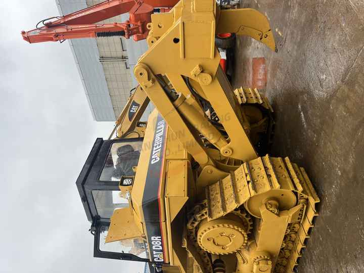 Original Japan Imported Caterpillar D6G Bulldozer Japan Original Cat D6G D7G D7R D9n D8r Used Bulldozers - Bulldozer: foto 2 Original Japan Imported Caterpillar D6G Bulldozer Japan Original Cat D6G D7G D7R D9n D8r Used Bulldozers - Bulldozer: foto 2