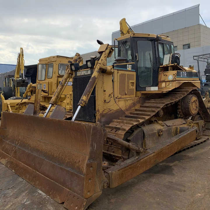 Original Japan Imported Caterpillar D6G Bulldozer Japan Original Cat D6G D7G D7R D9n D8r Used Bulldozers - Bulldozer: foto 1 Original Japan Imported Caterpillar D6G Bulldozer Japan Original Cat D6G D7G D7R D9n D8r Used Bulldozers - Bulldozer: foto 1