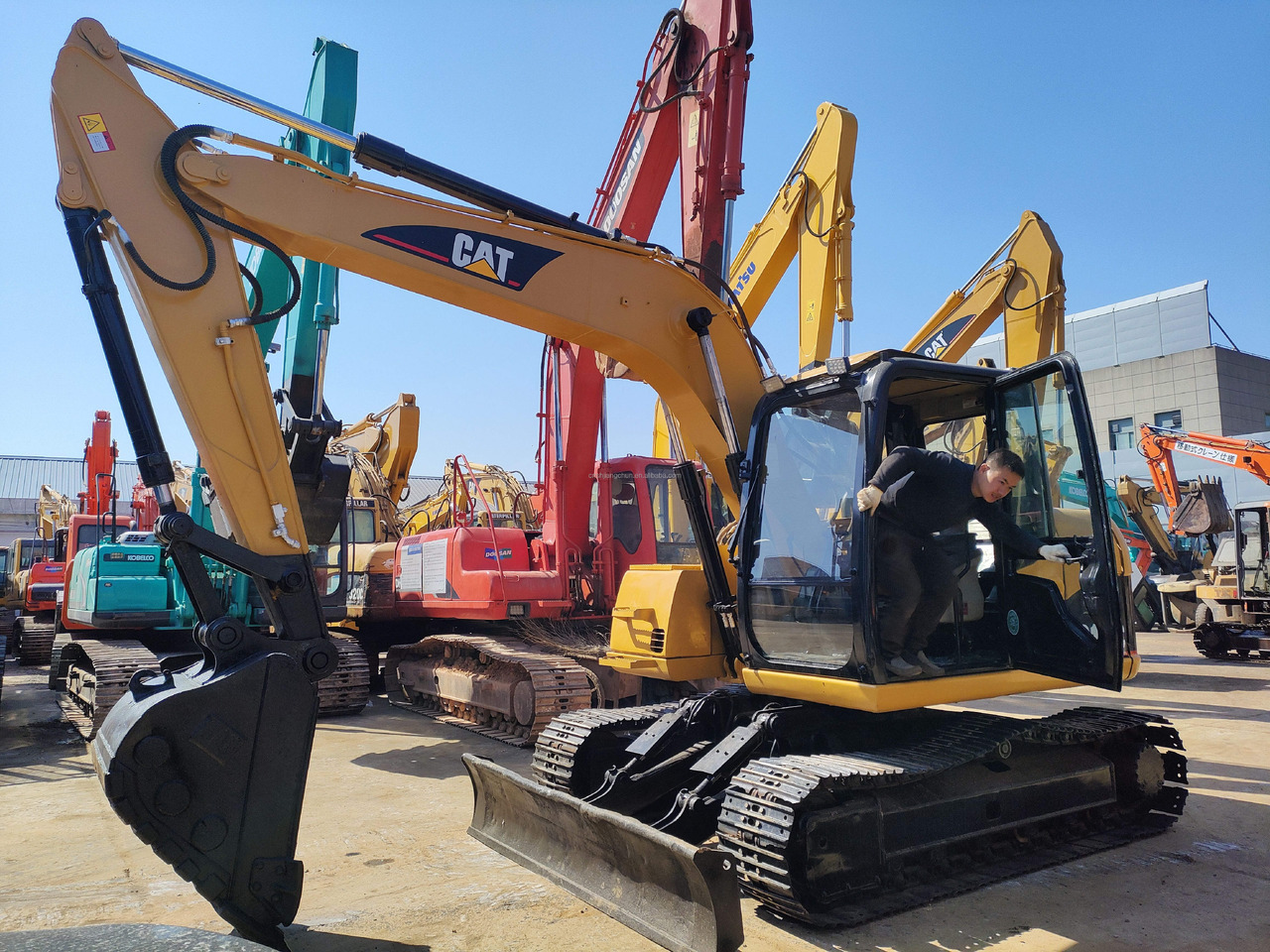 Original Well-Maintained CAT 312C Used Excavator for Sale - Excavadora de cadenas: foto 4 Original Well-Maintained CAT 312C Used Excavator for Sale - Excavadora de cadenas: foto 4