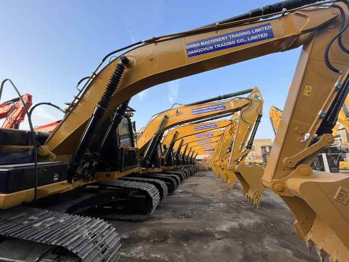 Second Hand Large Excavator CAT 320D 320d2 Caterpillar 20 Ton Used Crawler Excavator Caterpillar 320 Excavators - Excavadora: foto 3 Second Hand Large Excavator CAT 320D 320d2 Caterpillar 20 Ton Used Crawler Excavator Caterpillar 320 Excavators - Excavadora: foto 3