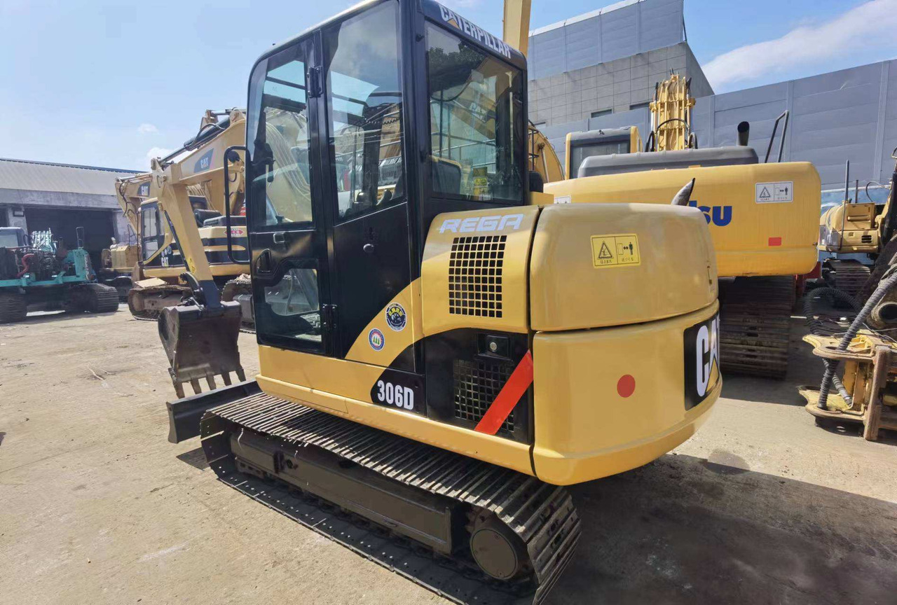 Used CAT 306D 306E 306E2 305.5 305 307 MINI EXCAVATOR - Excavadora de cadenas: foto 4 Used CAT 306D 306E 306E2 305.5 305 307 MINI EXCAVATOR - Excavadora de cadenas: foto 4