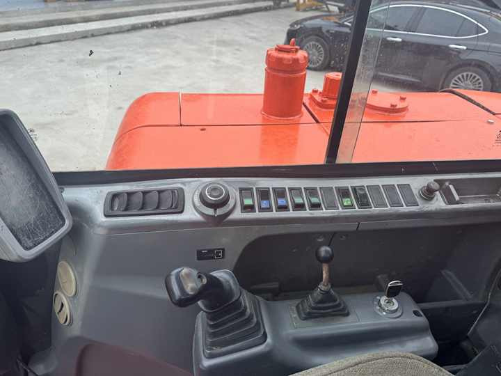 Used Excavator Doosan Dx60 Excavators Earth-moving Machinery Doosan Dx60 Dx80 Dx75 Dx225 Dh55 Dx60-9c for Sale - Excavadora de cadenas: foto 3 Used Excavator Doosan Dx60 Excavators Earth-moving Machinery Doosan Dx60 Dx80 Dx75 Dx225 Dh55 Dx60-9c for Sale - Excavadora de cadenas: foto 3