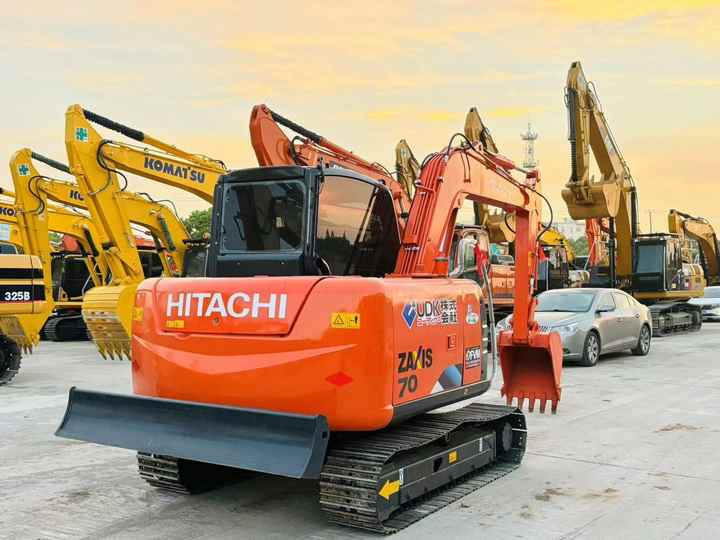 Used Japanese Excavator Hitachi 70 for Sale Hitachi 70 Excavator Hitachi Zx70 - Excavadora: foto 5 Used Japanese Excavator Hitachi 70 for Sale Hitachi 70 Excavator Hitachi Zx70 - Excavadora: foto 5