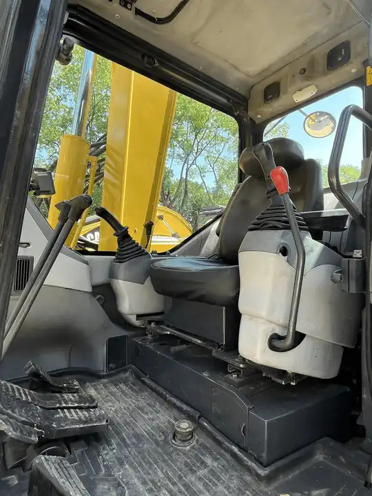 Used Komatsu PC 78 with Good Condition in Shanghai - Excavadora: foto 2 Used Komatsu PC 78 with Good Condition in Shanghai - Excavadora: foto 2