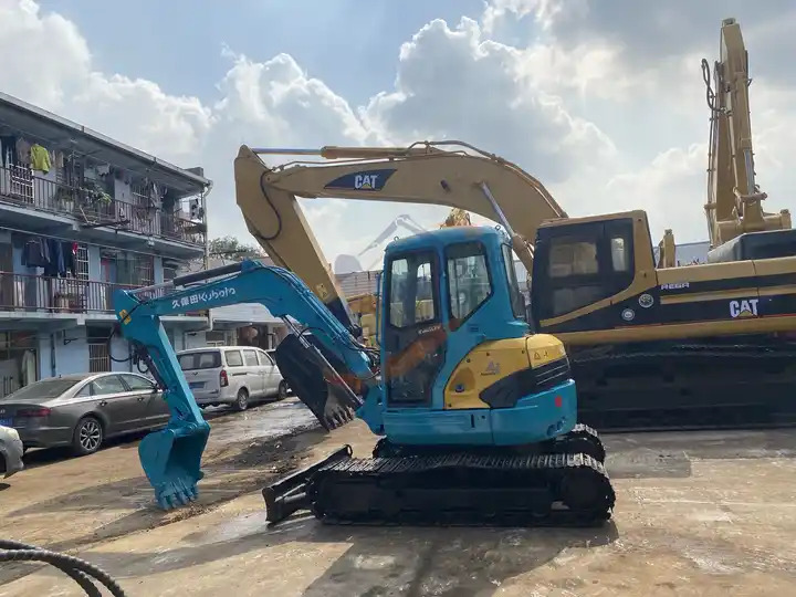 Used Kubota Kx155 Digger 5 Tons Crawler Excavators Japan Earthmoving Machinery With Good Working Condition For Sale - Excavadora de cadenas: foto 3 Used Kubota Kx155 Digger 5 Tons Crawler Excavators Japan Earthmoving Machinery With Good Working Condition For Sale - Excavadora de cadenas: foto 3