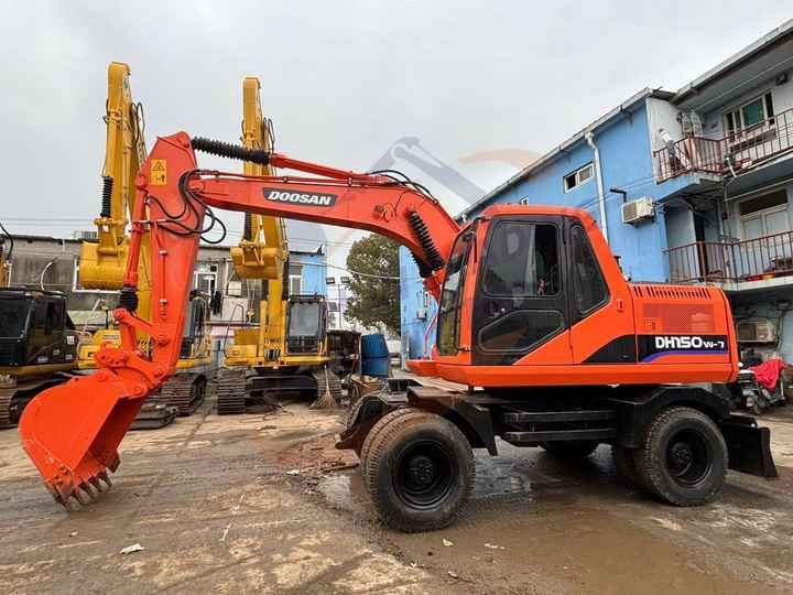 Used excavator doosan dh150 excavators machinery doosan dx60 dx80 dx75 dx225 Good Condition Low price - Excavadora de cadenas: foto 3 Used excavator doosan dh150 excavators machinery doosan dx60 dx80 dx75 dx225 Good Condition Low price - Excavadora de cadenas: foto 3