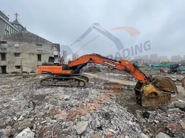 High quality Used Doosan excavator DX520LC-9C in good condition for sale - Excavadora de cadenas: foto 3 High quality Used Doosan excavator DX520LC-9C in good condition for sale - Excavadora de cadenas: foto 3