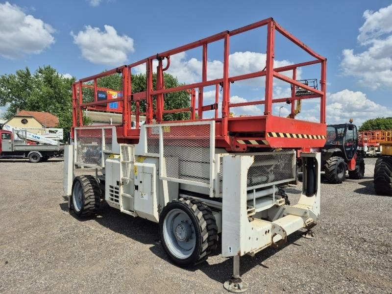 Genie GS3390 - 12,06 m - 4x4 - diesel - Plataforma de tijeras: foto 1 Genie GS3390 - 12,06 m - 4x4 - diesel - Plataforma de tijeras: foto 1
