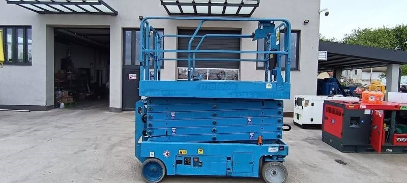 Genie GS4047 - 13,7m - electric - Plataforma de tijeras: foto 4 Genie GS4047 - 13,7m - electric - Plataforma de tijeras: foto 4