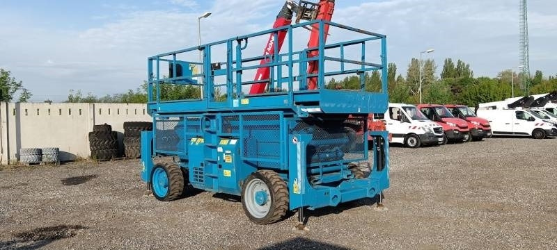 Genie GS4390 - 15,11m, diesel, 4x4 - Plataforma de tijeras: foto 1 Genie GS4390 - 15,11m, diesel, 4x4 - Plataforma de tijeras: foto 1