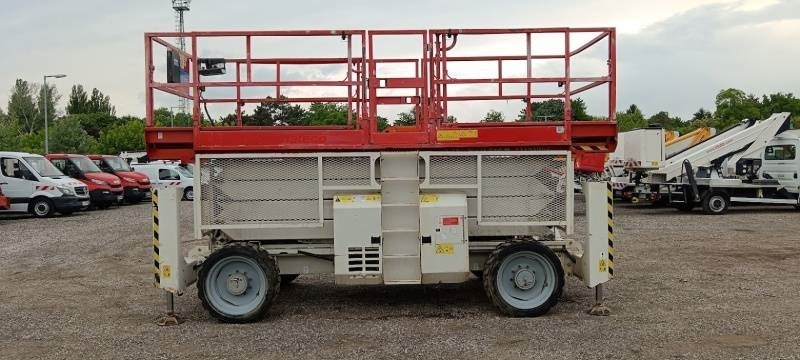 Genie GS4390 - 15,11m, diesel, 4x4  - Plataforma de tijeras: foto 4 Genie GS4390 - 15,11m, diesel, 4x4  - Plataforma de tijeras: foto 4