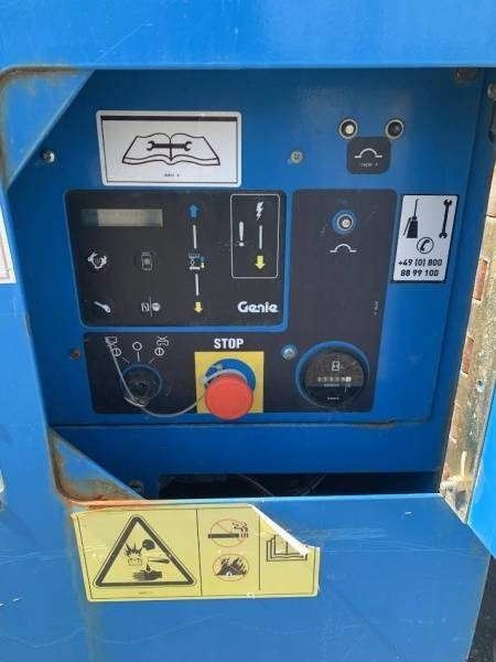 Plataforma de tijeras Genie GS4390 - 15,11m, diesel, 4x4: foto 12
