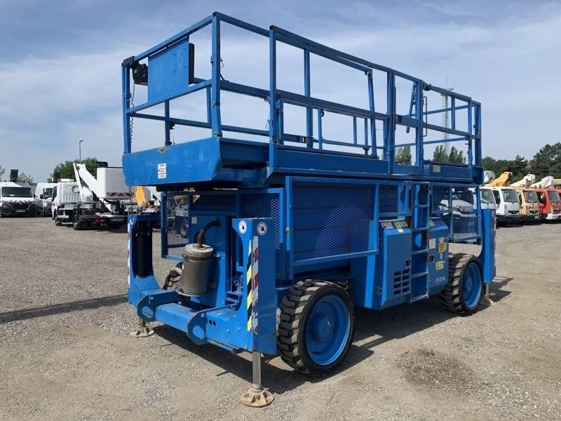 Plataforma de tijeras Genie GS4390 - 15,11m, diesel, 4x4: foto 6