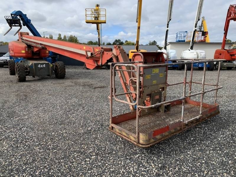 Genie S-105 - 34 m - 4x4 - diesel - Plataforma articulada: foto 1 Genie S-105 - 34 m - 4x4 - diesel - Plataforma articulada: foto 1