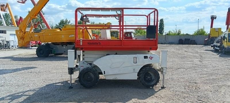 Haulotte Compact 10 DX - 4x4 - 10m - diesel - Plataforma de tijeras: foto 5 Haulotte Compact 10 DX - 4x4 - 10m - diesel - Plataforma de tijeras: foto 5