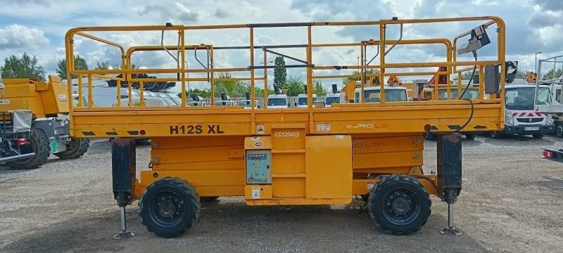 Haulotte H12SXLNT - 12m, 4x4, diesel  - Plataforma de tijeras: foto 4 Haulotte H12SXLNT - 12m, 4x4, diesel  - Plataforma de tijeras: foto 4
