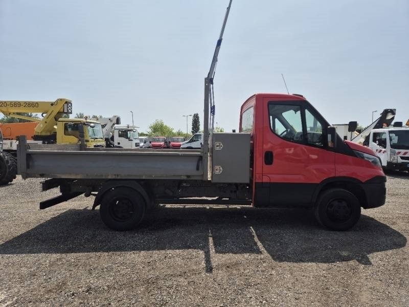 Iveco 35C13 - Tipper - Camión volquete: foto 4 Iveco 35C13 - Tipper - Camión volquete: foto 4