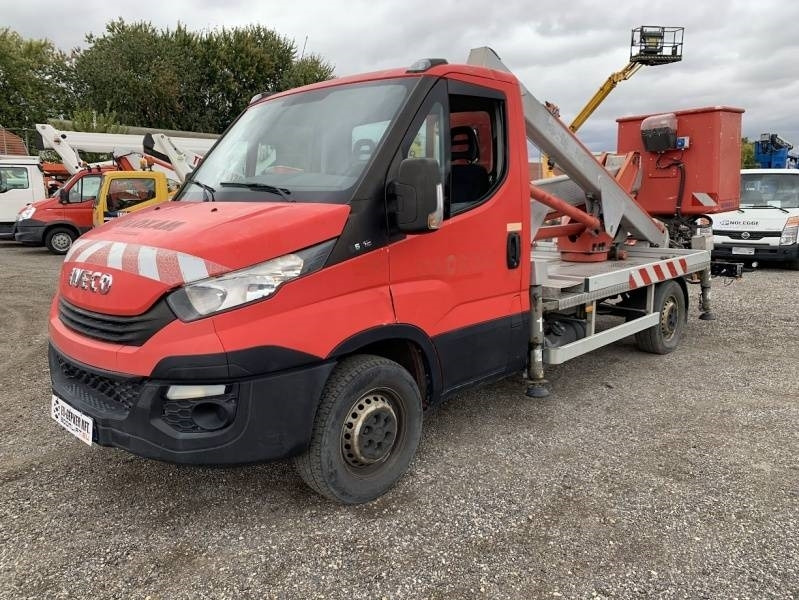 Iveco Daily Multitel MX170 - 17m - 200 kg - Camión con plataforma elevadora: foto 2 Iveco Daily Multitel MX170 - 17m - 200 kg - Camión con plataforma elevadora: foto 2