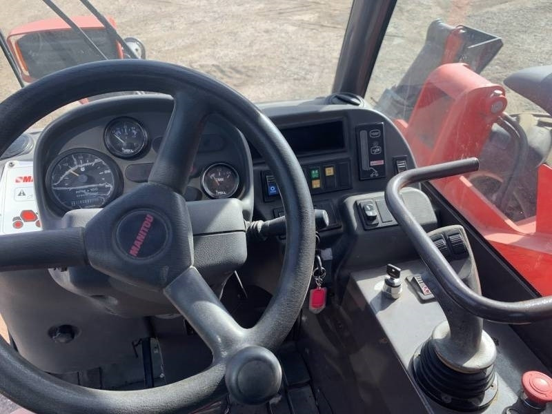 Manipulador telescópico Manitou MVT1332 SL - 13m - 3,2t - 4x4x4: foto 15