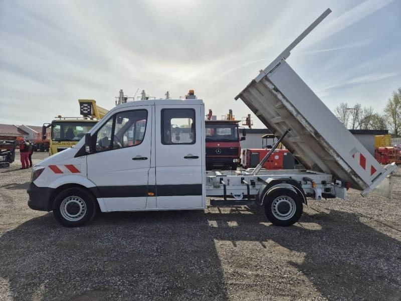 Mercedes-Benz Tipper - Camión volquete: foto 1 Mercedes-Benz Tipper - Camión volquete: foto 1