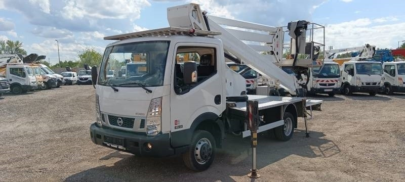 Nissan Cabstar Oil&Steel Snake 2413 Plus - 23,5m - 250 kg - Camión con plataforma elevadora: foto 2 Nissan Cabstar Oil&Steel Snake 2413 Plus - 23,5m - 250 kg - Camión con plataforma elevadora: foto 2