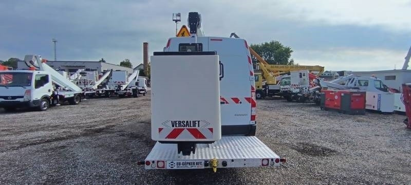 Camión con plataforma elevadora Renault Master Versalift VTL135 EVO - 13,3 m - 120kg: foto 8