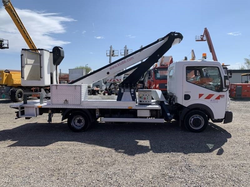 Renault Maxity Klubb KT48 - 16m, 200kg - Camión con plataforma elevadora: foto 4 Renault Maxity Klubb KT48 - 16m, 200kg - Camión con plataforma elevadora: foto 4