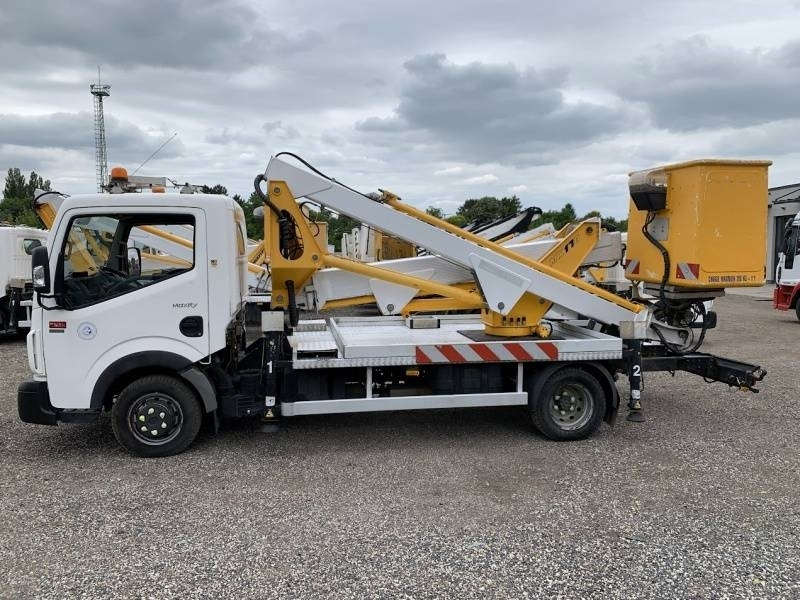 Renault Maxity Multitel MX170 - 17 m - Camión con plataforma elevadora: foto 5 Renault Maxity Multitel MX170 - 17 m - Camión con plataforma elevadora: foto 5