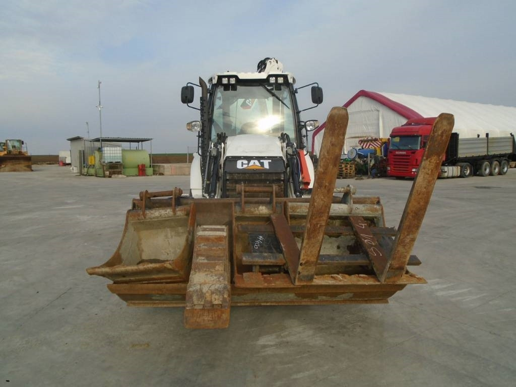 CAT 432F + 5 Cupe + Furci pentru paleti - Retroexcavadora: foto 5 CAT 432F + 5 Cupe + Furci pentru paleti - Retroexcavadora: foto 5