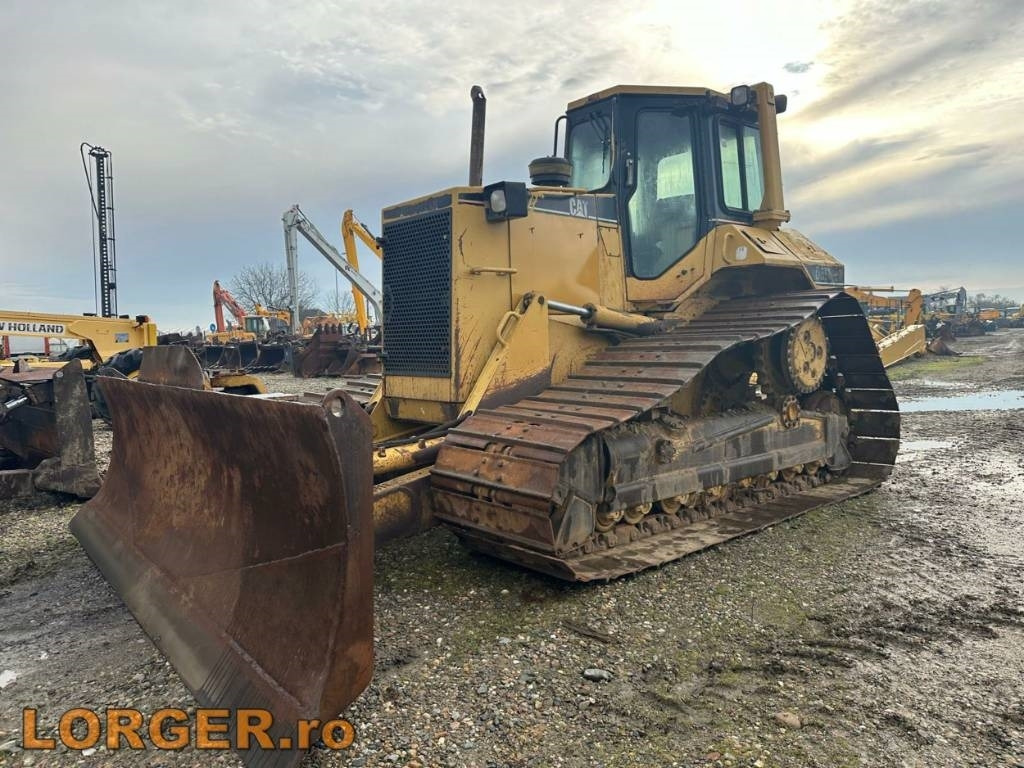 CAT D 6 M LGP - Bulldozer: foto 1 CAT D 6 M LGP - Bulldozer: foto 1