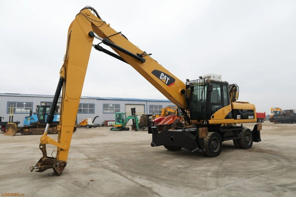CAT M 322 D - Manipulador de materiales: foto 1 CAT M 322 D - Manipulador de materiales: foto 1